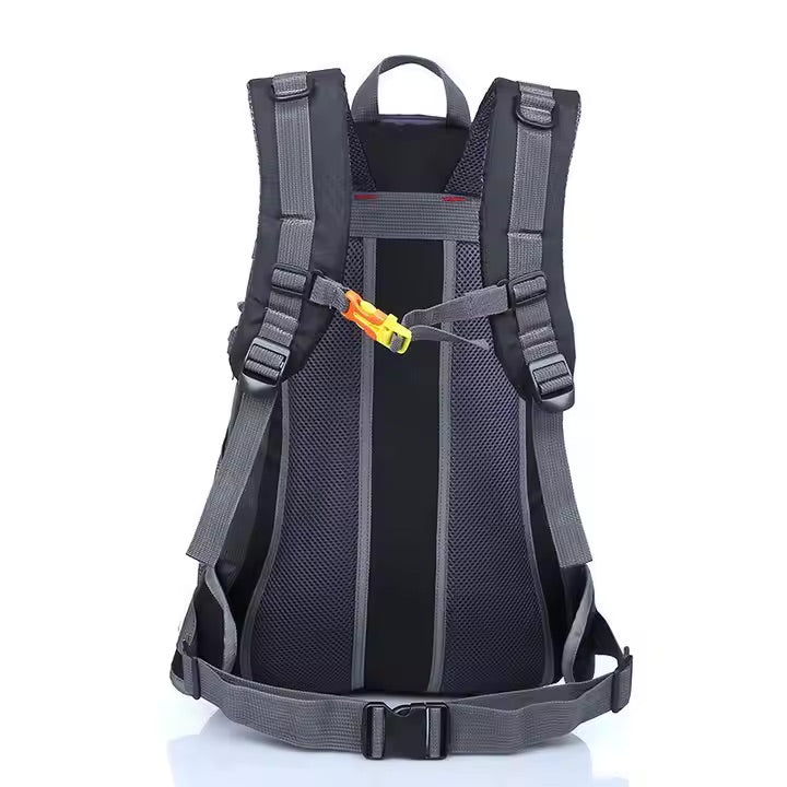 High Quality Backpack - Water Resistant, 40L, 0.8KG